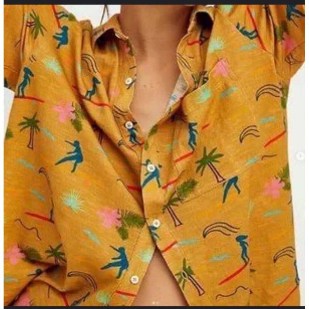 Banner Day Button Up Size M